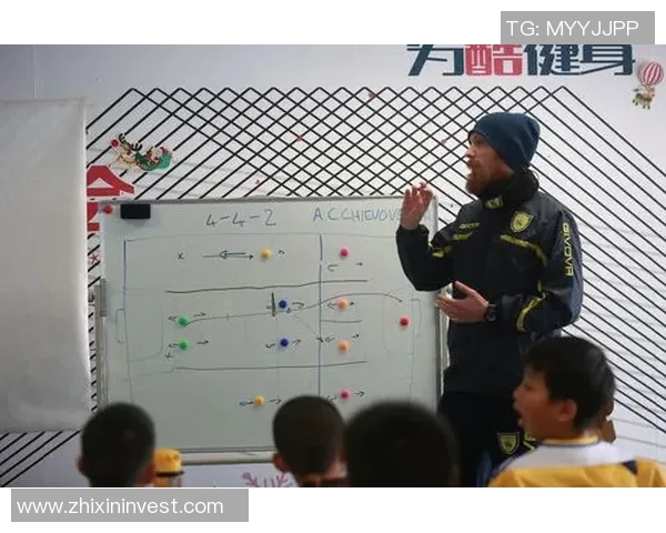 足球明星赛事成绩全面分析与对比展示表格